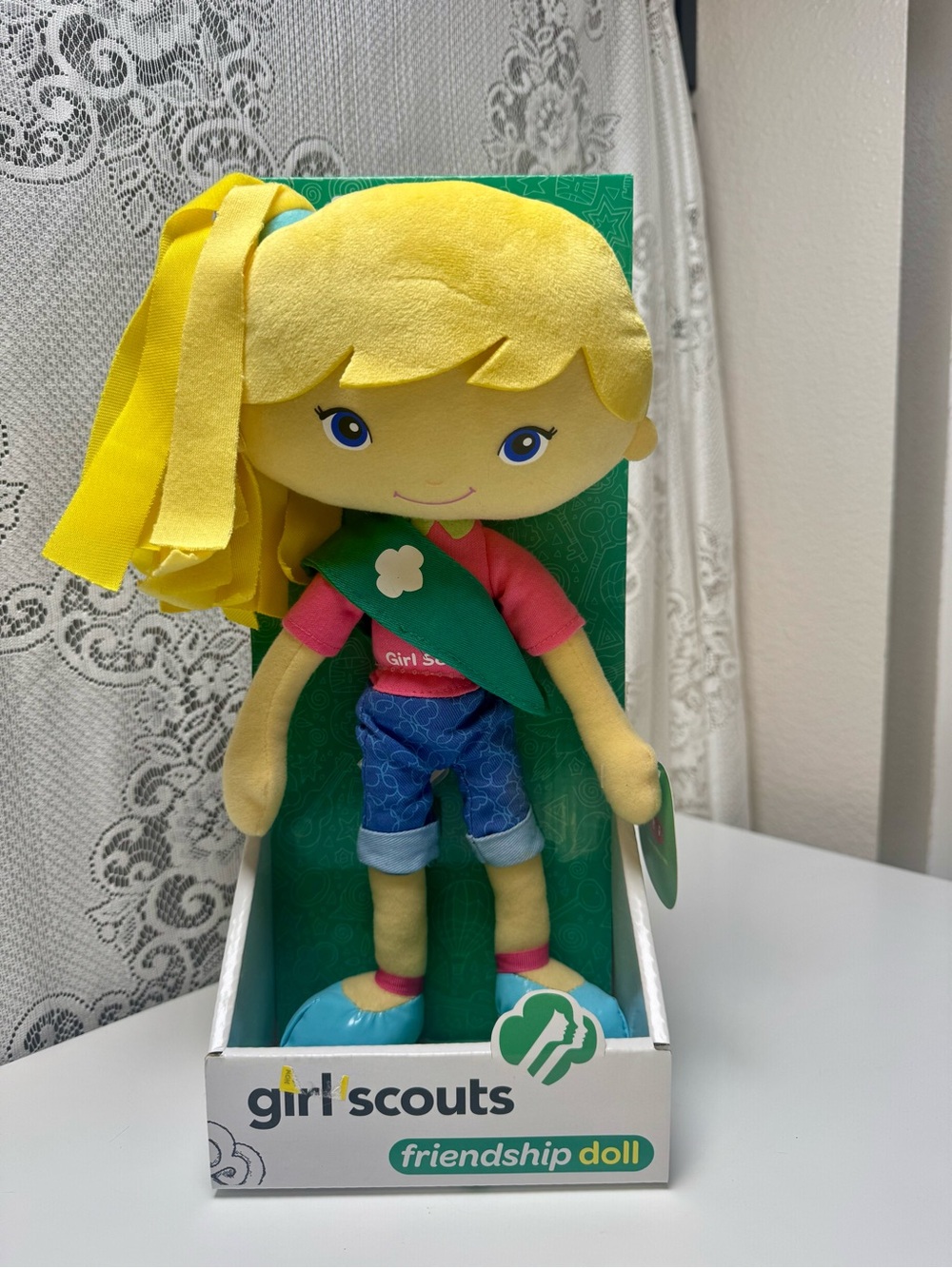 NIB Girl Scouts Chloe Plush Rag Doll with Unused Customizable Badge Stickers